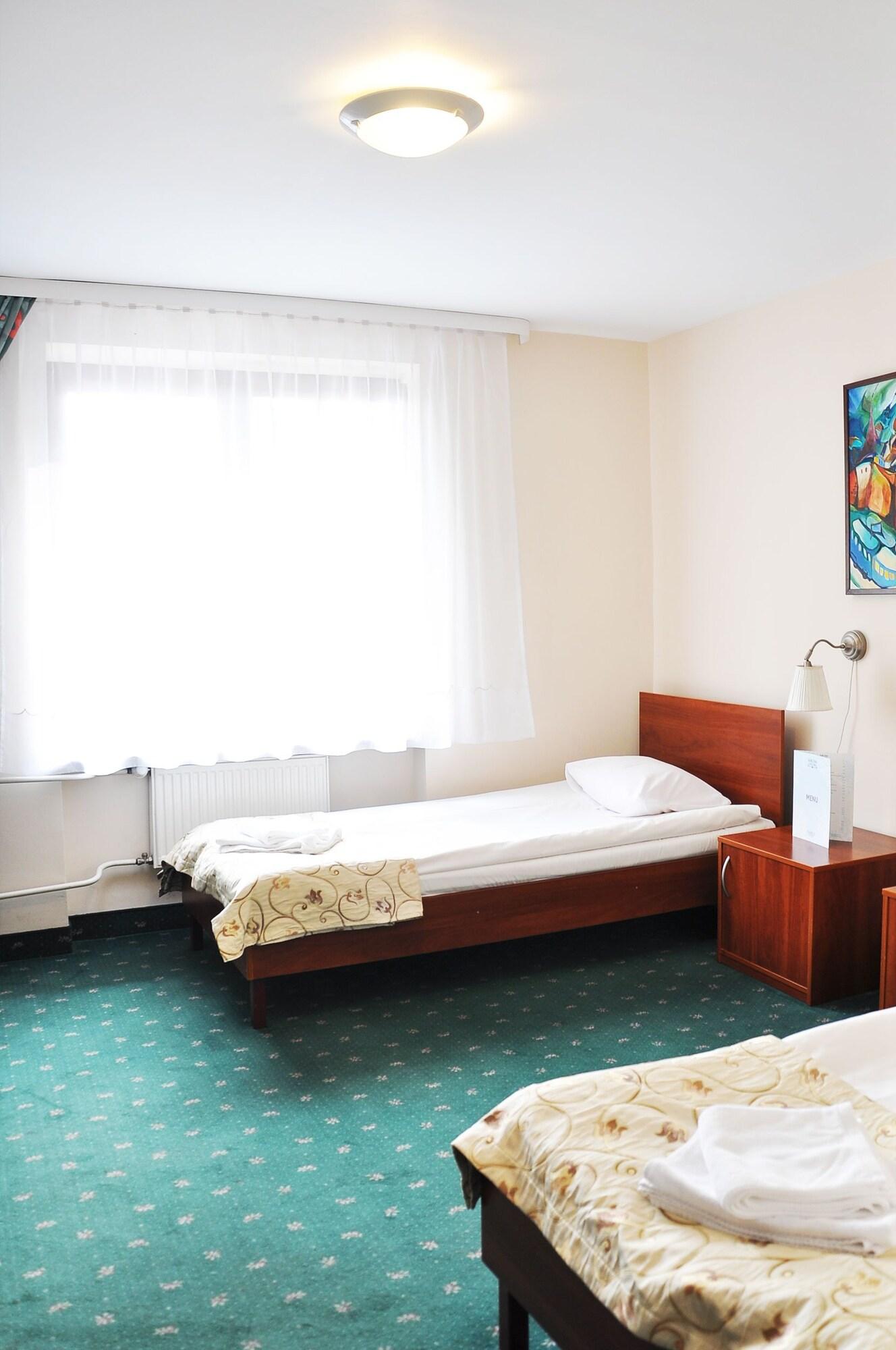 Parkhotel Economic Wielka Wies  Ngoại thất bức ảnh