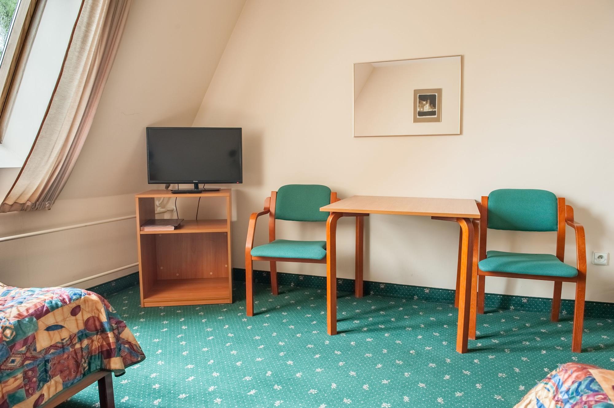Parkhotel Economic Wielka Wies  Ngoại thất bức ảnh