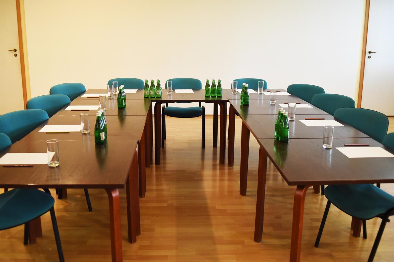 Parkhotel Economic Wielka Wies  Ngoại thất bức ảnh
